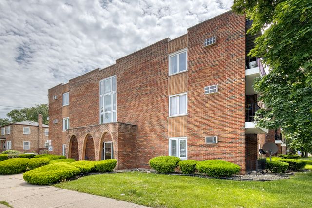 9721 S Cicero Avenue 1C, Oak Lawn, IL 60453
