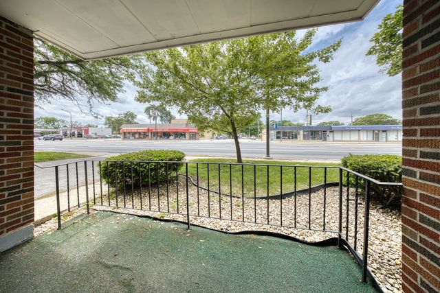 9721 S Cicero Avenue 1C, Oak Lawn, IL 60453