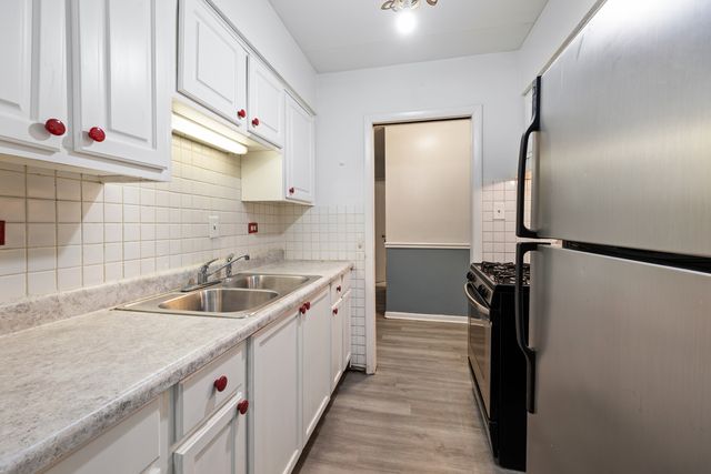9721 S Cicero Avenue 1C, Oak Lawn, IL 60453