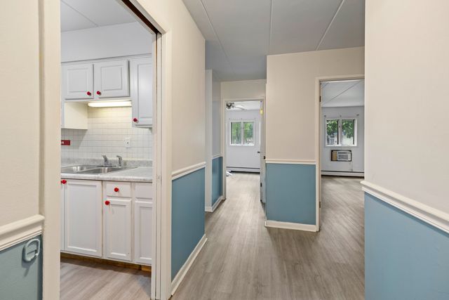 9721 S Cicero Avenue 1C, Oak Lawn, IL 60453