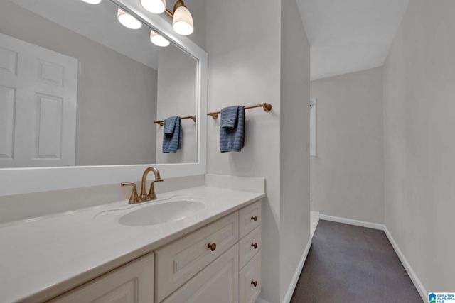 325 ARROWHEAD LANE, Indian Springs Village, AL 35124
