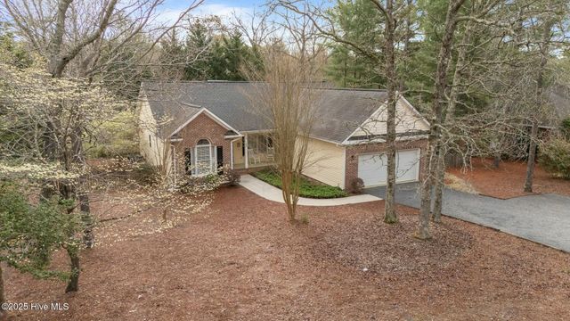 50 Sugar Pine Drive, Pinehurst, NC 28374