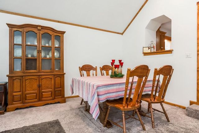 16321 Hildebrandt Road, Leavenworth, KS 66048