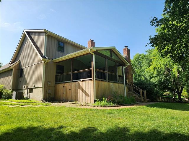 6334 W 108th Street, Leawood, KS 66211