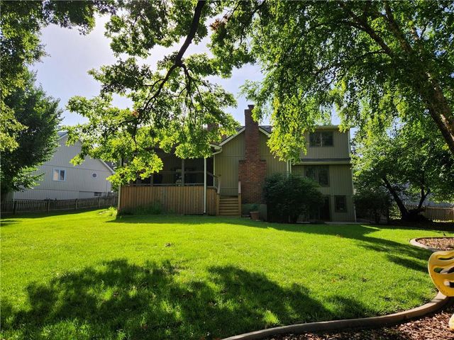 6334 W 108th Street, Leawood, KS 66211