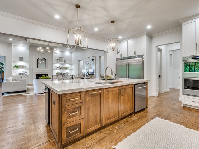 10775 S Sheridan Road, Tulsa, OK 74133