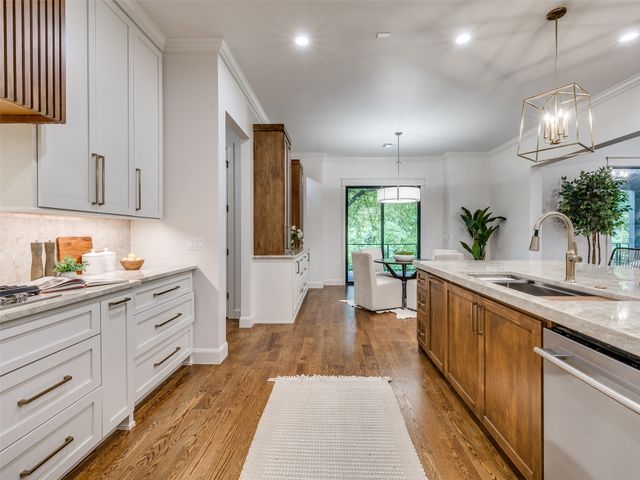 10775 S Sheridan Road, Tulsa, OK 74133