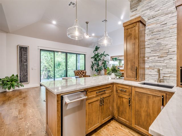 10775 S Sheridan Road, Tulsa, OK 74133