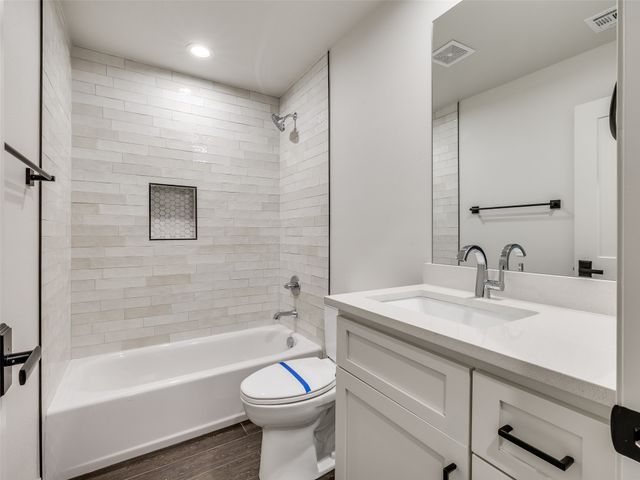 10775 S Sheridan Road, Tulsa, OK 74133