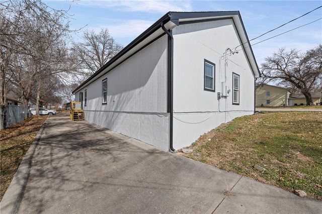 301 Ottawa Street, Leavenworth, KS 66048