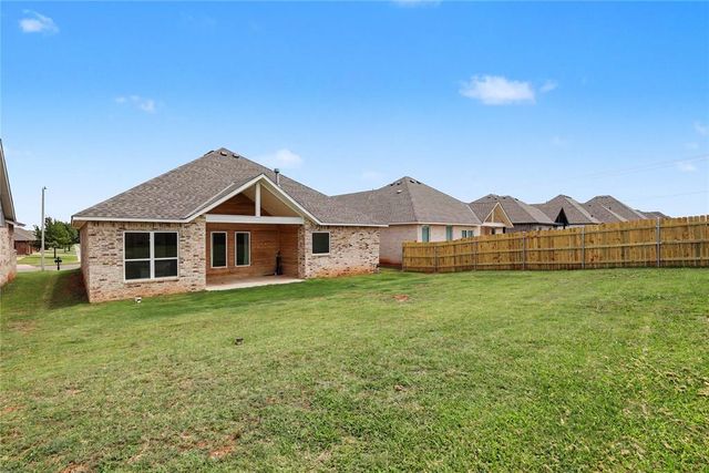 15817 Capri Lane, Edmond, OK 73013