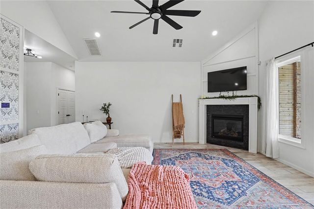 15817 Capri Lane, Edmond, OK 73013