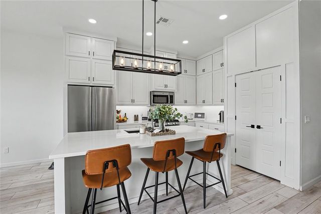 15817 Capri Lane, Edmond, OK 73013