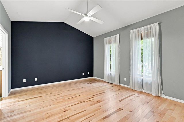 27 Windswept Way, Fitchburg, WI 53719