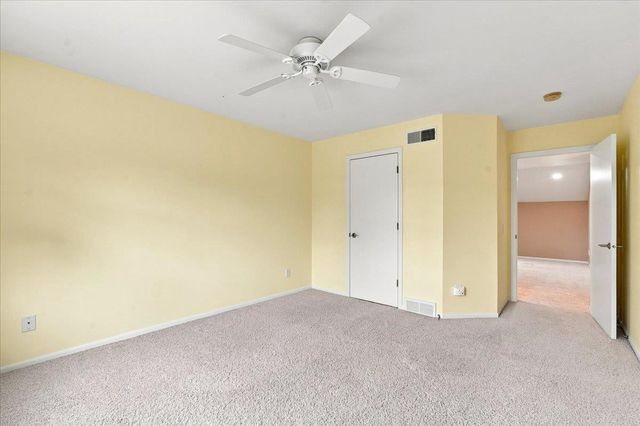 27 Windswept Way, Fitchburg, WI 53719