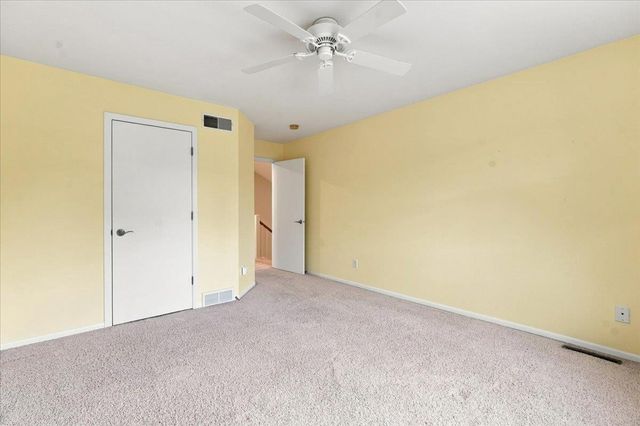 27 Windswept Way, Fitchburg, WI 53719