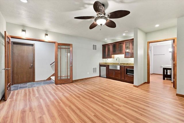 27 Windswept Way, Fitchburg, WI 53719