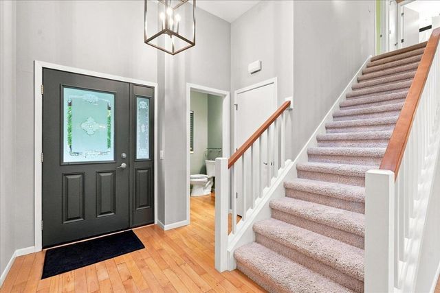 27 Windswept Way, Fitchburg, WI 53719