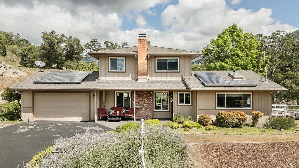 Image 2 of property listing at 26876 Tollhouse Road, Tollhouse, CA 93667