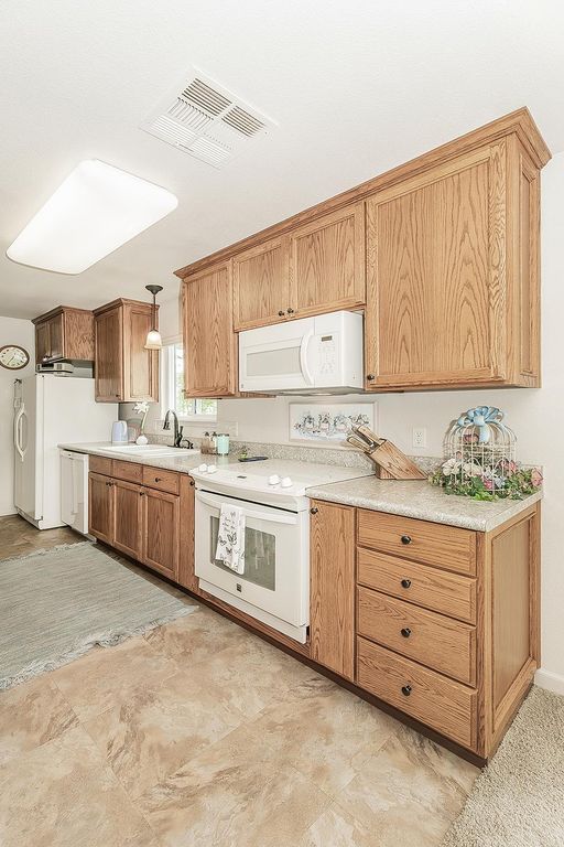 Image 21 of property listing at 26876 Tollhouse Road, Tollhouse, CA 93667
