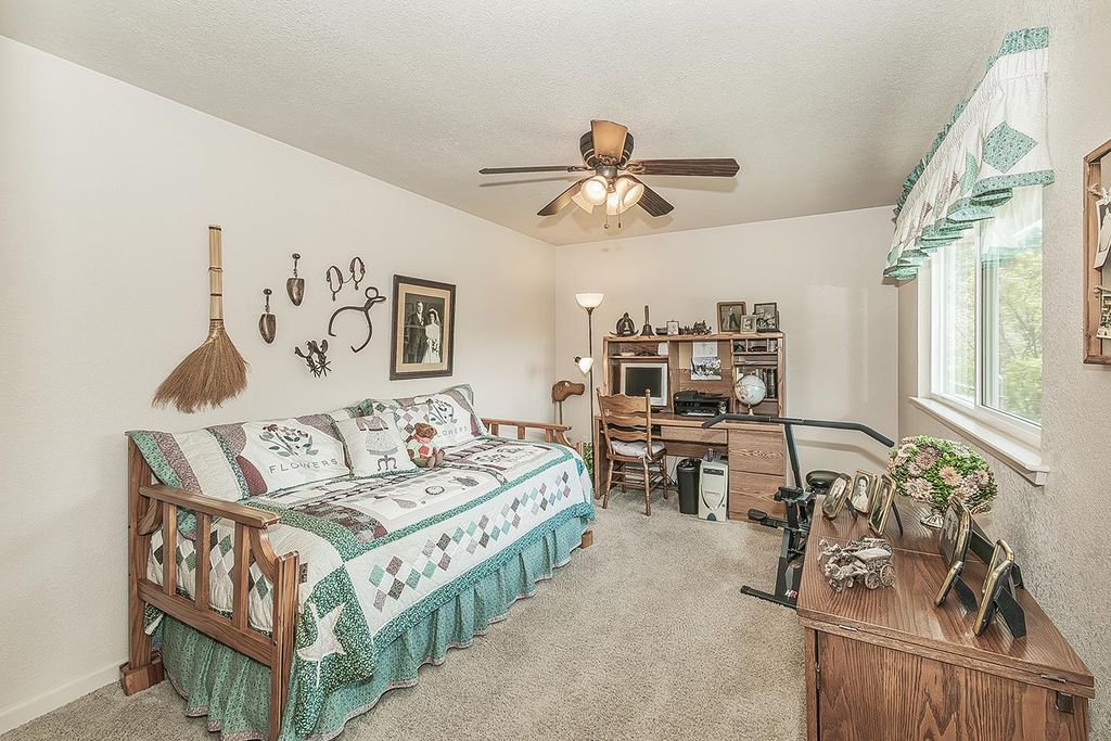 Image 37 of property listing at 26876 Tollhouse Road, Tollhouse, CA 93667