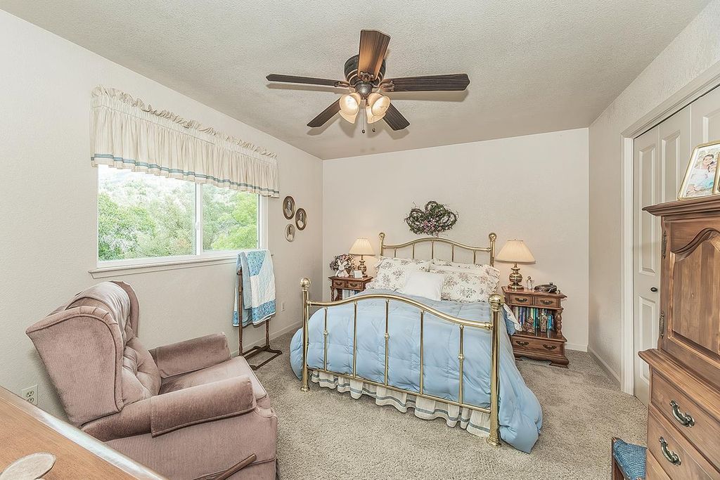 Image 39 of property listing at 26876 Tollhouse Road, Tollhouse, CA 93667