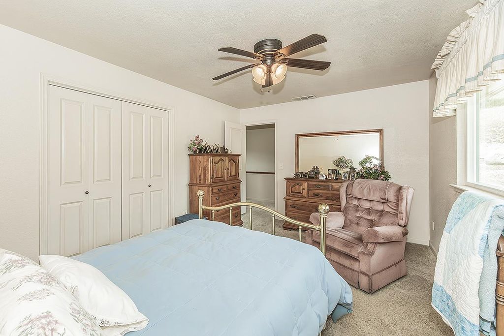 Image 41 of property listing at 26876 Tollhouse Road, Tollhouse, CA 93667