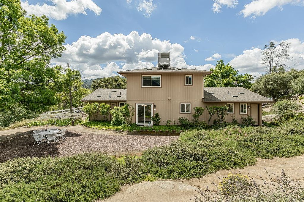 Image 45 of property listing at 26876 Tollhouse Road, Tollhouse, CA 93667