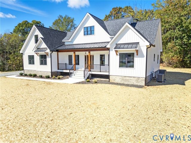 7376 River Rd, Hanover, VA 23069
