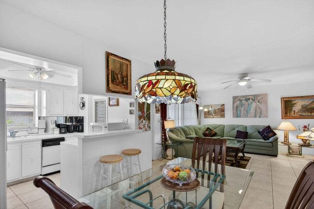 100 SE 6TH Avenue 303, Pompano Beach, FL 33060