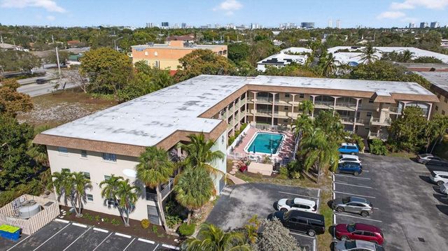 100 SE 6TH Avenue 303, Pompano Beach, FL 33060
