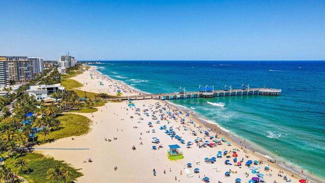 100 SE 6TH Avenue 303, Pompano Beach, FL 33060