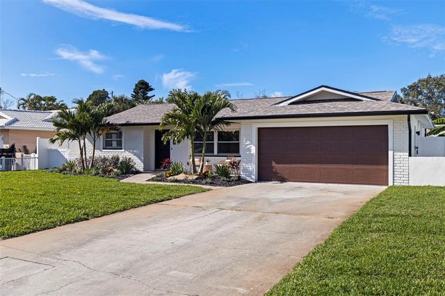 2962 E VINA DEL MAR BOULEVARD, St Pete Beach, FL 33706