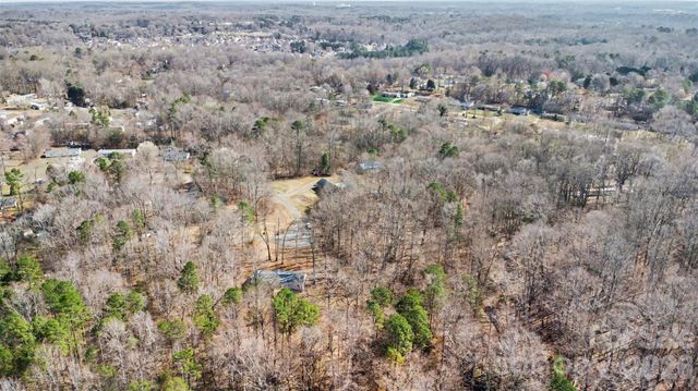 5050 Park Creek Drive, Mount Holly, NC 28120
