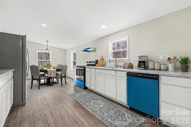 5050 Park Creek Drive, Mount Holly, NC 28120