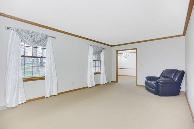 1760 Innisbrook Lane, Zanesville, OH 43701