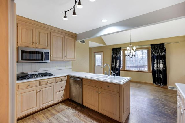 1760 Innisbrook Lane, Zanesville, OH 43701