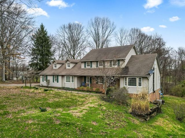 1760 Innisbrook Lane, Zanesville, OH 43701