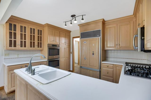 1760 Innisbrook Lane, Zanesville, OH 43701