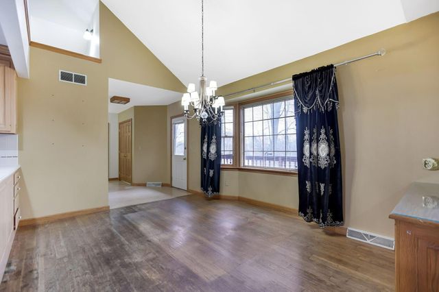 1760 Innisbrook Lane, Zanesville, OH 43701