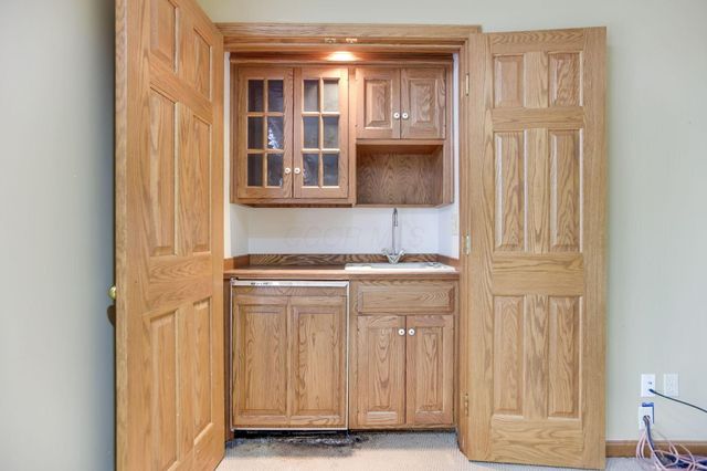 1760 Innisbrook Lane, Zanesville, OH 43701