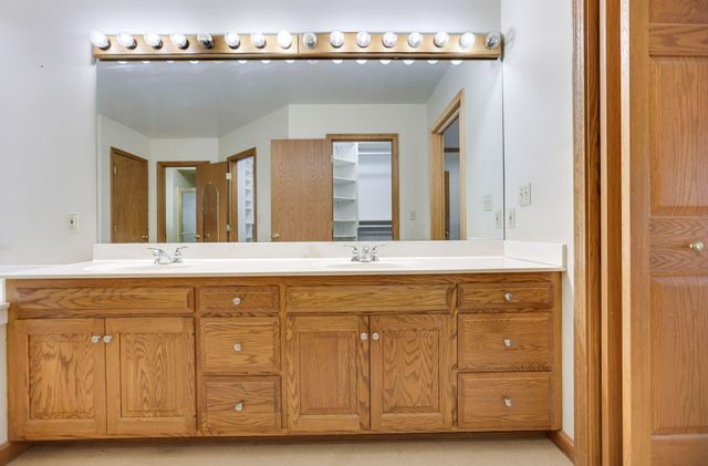 1760 Innisbrook Lane, Zanesville, OH 43701