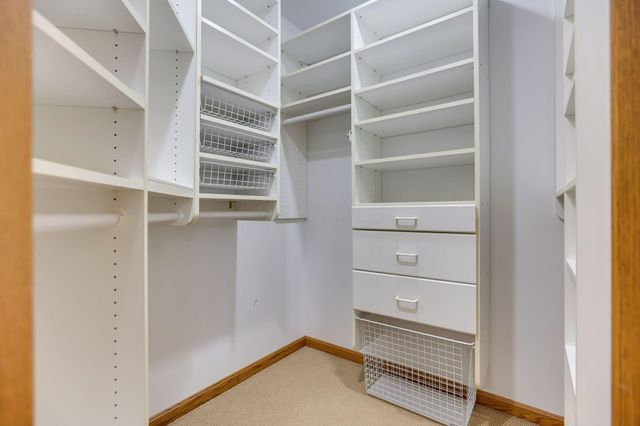 1760 Innisbrook Lane, Zanesville, OH 43701