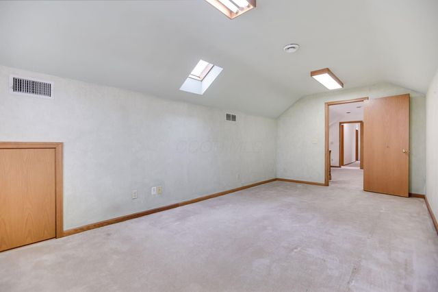 1760 Innisbrook Lane, Zanesville, OH 43701