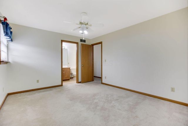 1760 Innisbrook Lane, Zanesville, OH 43701