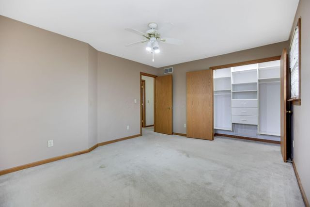 1760 Innisbrook Lane, Zanesville, OH 43701