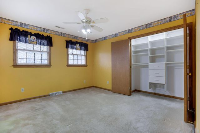 1760 Innisbrook Lane, Zanesville, OH 43701