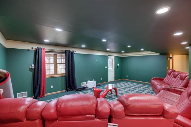 1760 Innisbrook Lane, Zanesville, OH 43701