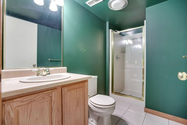 1760 Innisbrook Lane, Zanesville, OH 43701