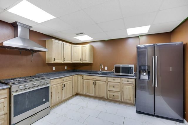 1760 Innisbrook Lane, Zanesville, OH 43701